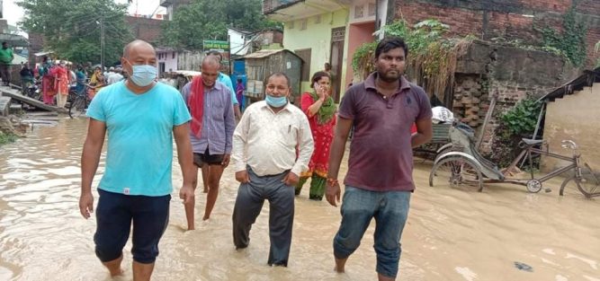 जनप्रतिनिधिद्वारा बाढी प्रभावित क्षेत्रको स्थलगत अनुगमन