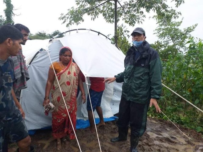 जनताको दुखमा सशस्त्र प्रहरी
