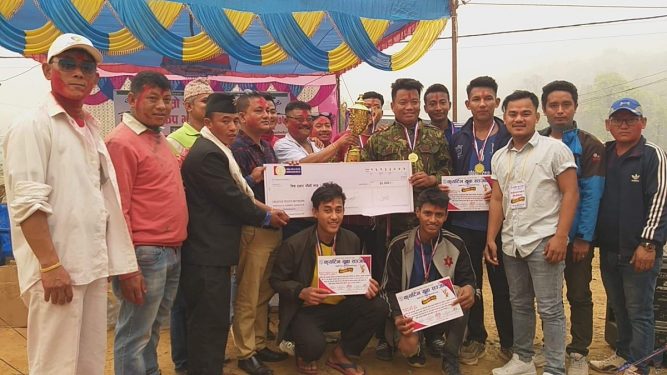 आयोजक कै पोल्टामा दोस्रो वडाध्यक्ष भलिबलको उपाधी