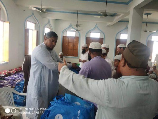 जैद बिन सावित मदरसामा युनिसेफ द्वारा दिइएको शैक्षिक सामाग्री वितरण