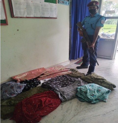 भारतिय सिमावर्ती क्षेत्रबाट १ लाख २ हजार ७ सय ८० रुपैया मुल्य बराबरको अबैध मालसामान बरामद