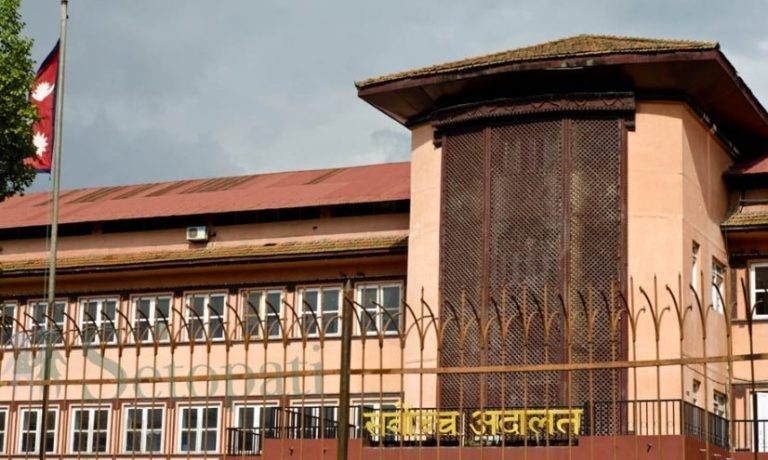 नेकपा विभाजन भएपछि ओलीले विश्वासको मत लिनुपर्ने रिट दर्ता गर्न सर्वोच्चले गर्यो अस्वीकार