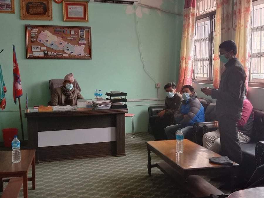 देवचुली नगरपालिकालाई अनेरास्ववियु देवचुलिको ज्ञापन पत्र: बाटोको खाल्डाखुल्डी पुर्न ध्यानाकर्षण