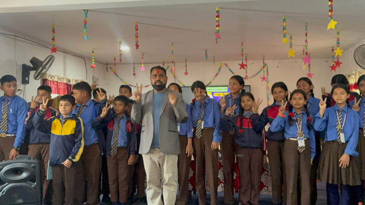 नवलपुरको पुरानो बोर्डिङ नारायणीले सुरु गर्यो सार्वजनिक वाककला तालिम